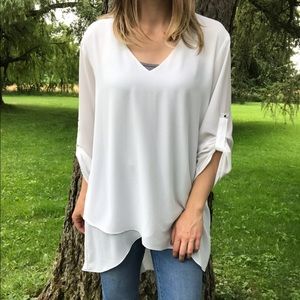 High-low Bright White 3/4 Sleeve Top